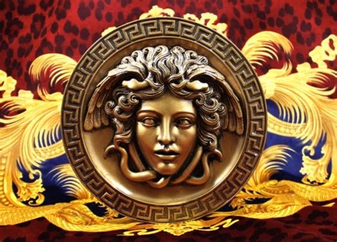 why medusa gianni versace donatella logo|logo of medusa.